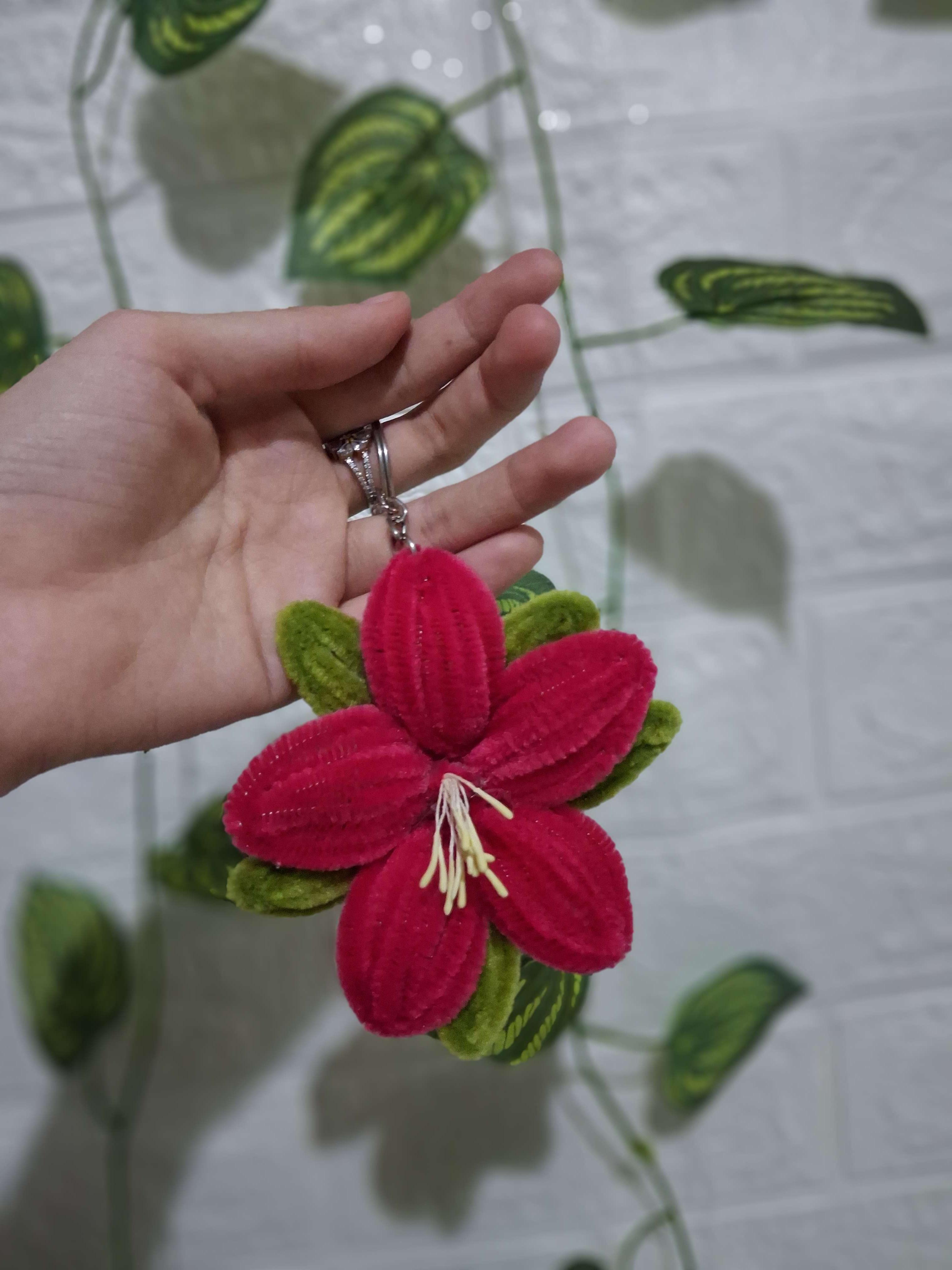 Lily keychain view 3