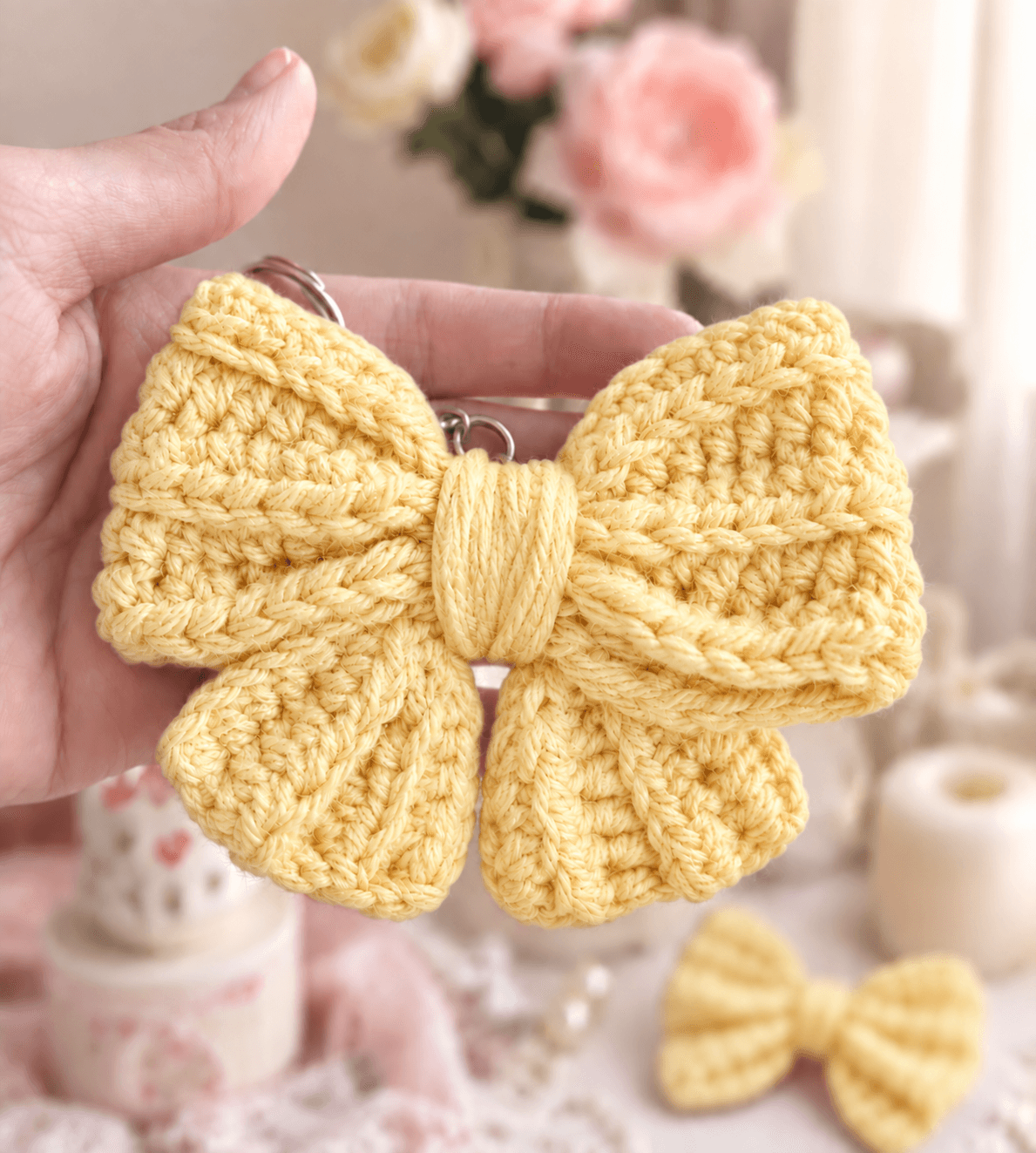🎀 Handmade Crochet Bow Keychain
Add a cute and elegant touch to your everyday essentials with this view 5
