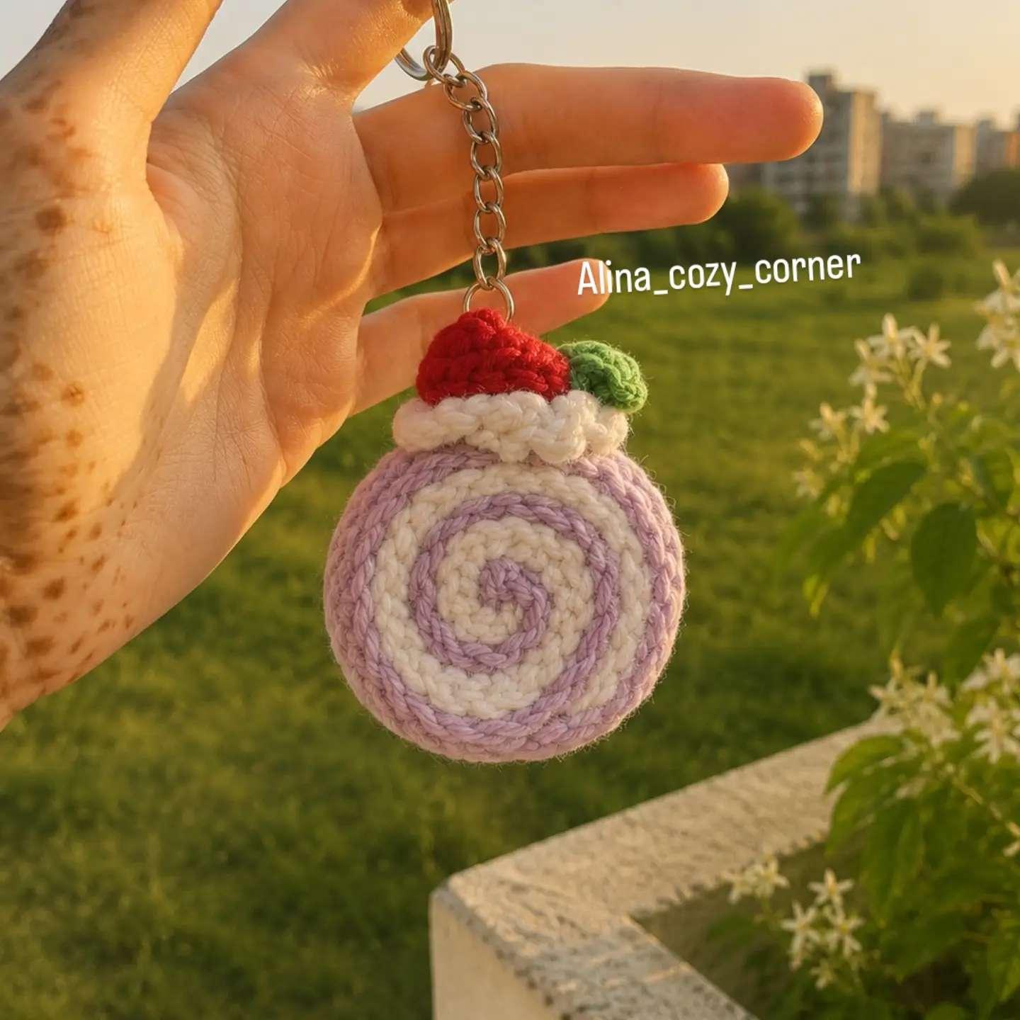 Roll Cake keychain alternate view